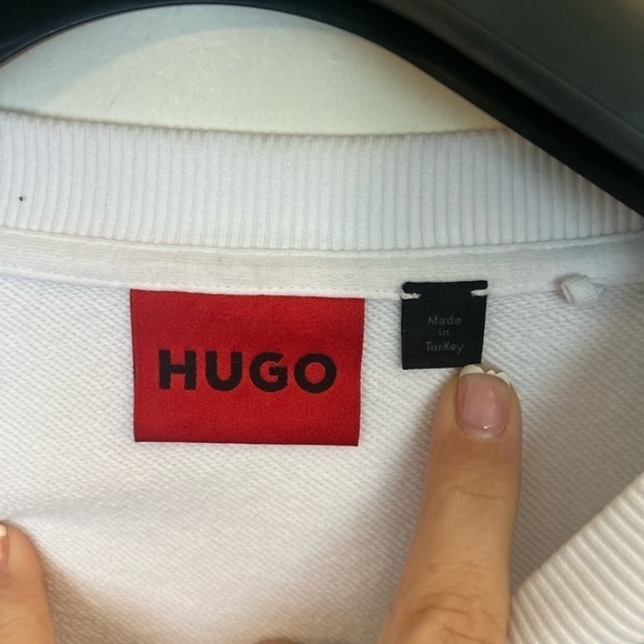 Hugo men's XL White crewneck sweater with black logos - Picture 3 of 12